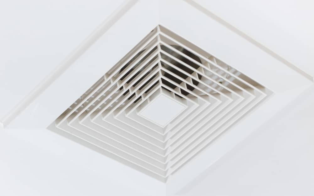 Keeping your air conditioning ducts clean should be a part of your regular spring cleaning routine each year.